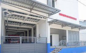 Reddoorz Near Universitas Semarang 2